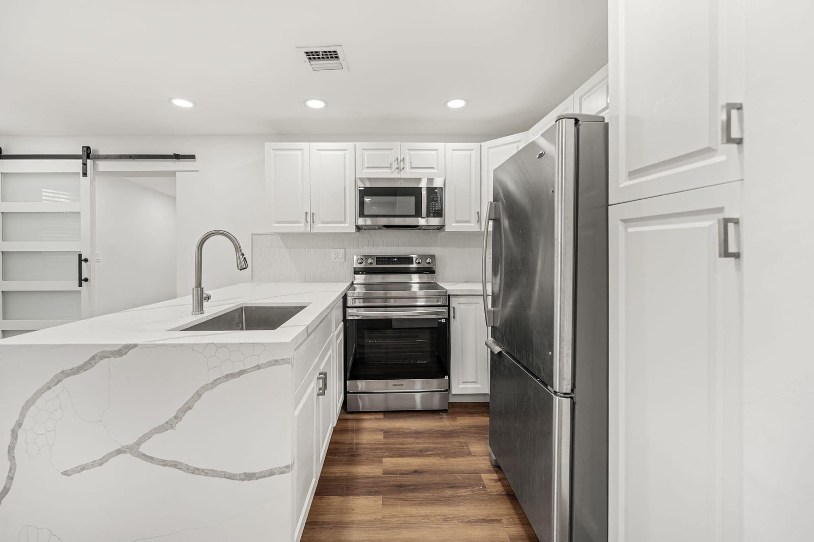 5295 HELENE Place, West Palm Beach, FL 33407 photo 4