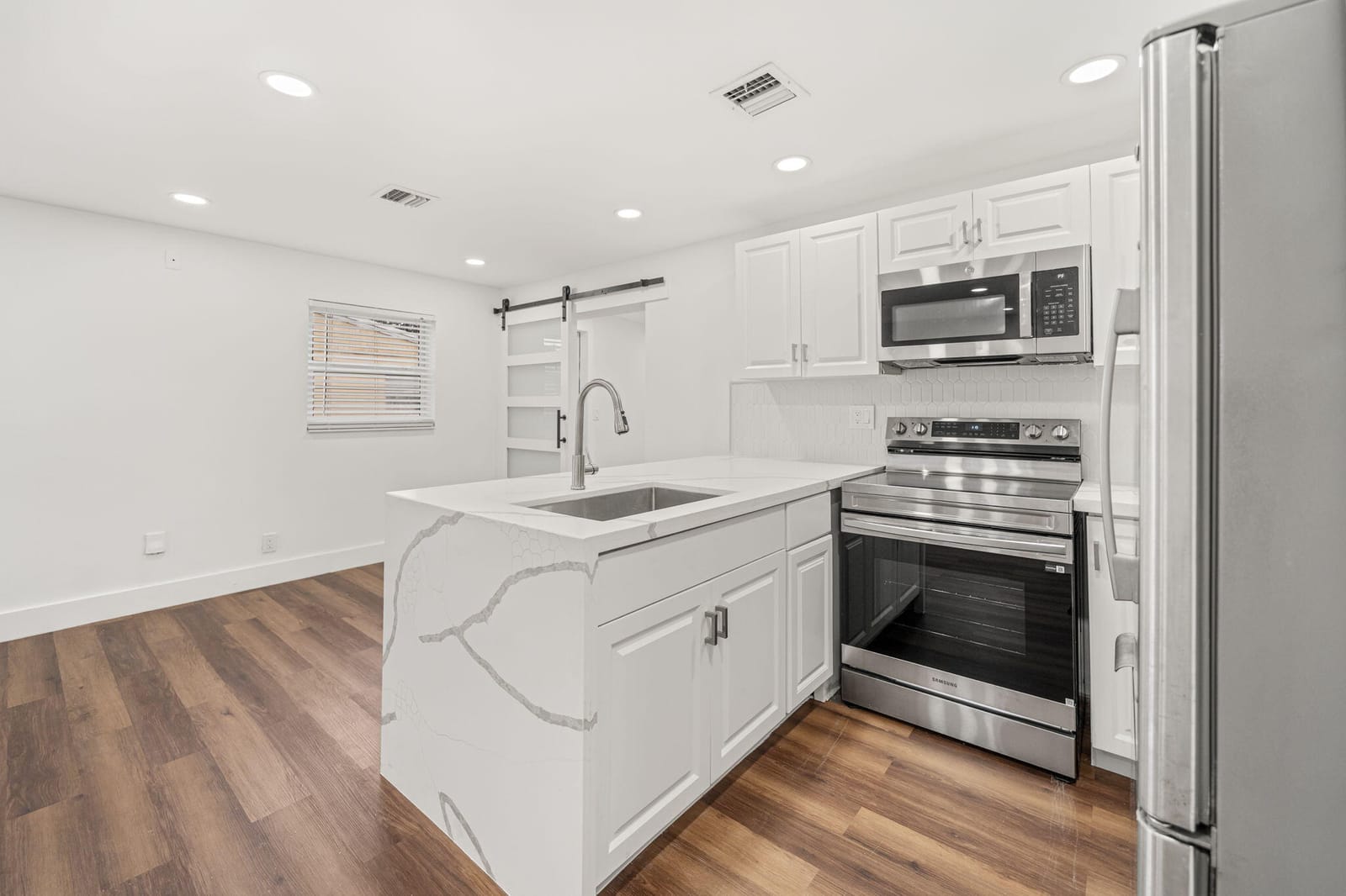 5295 HELENE Place, West Palm Beach, FL 33407 photo 6