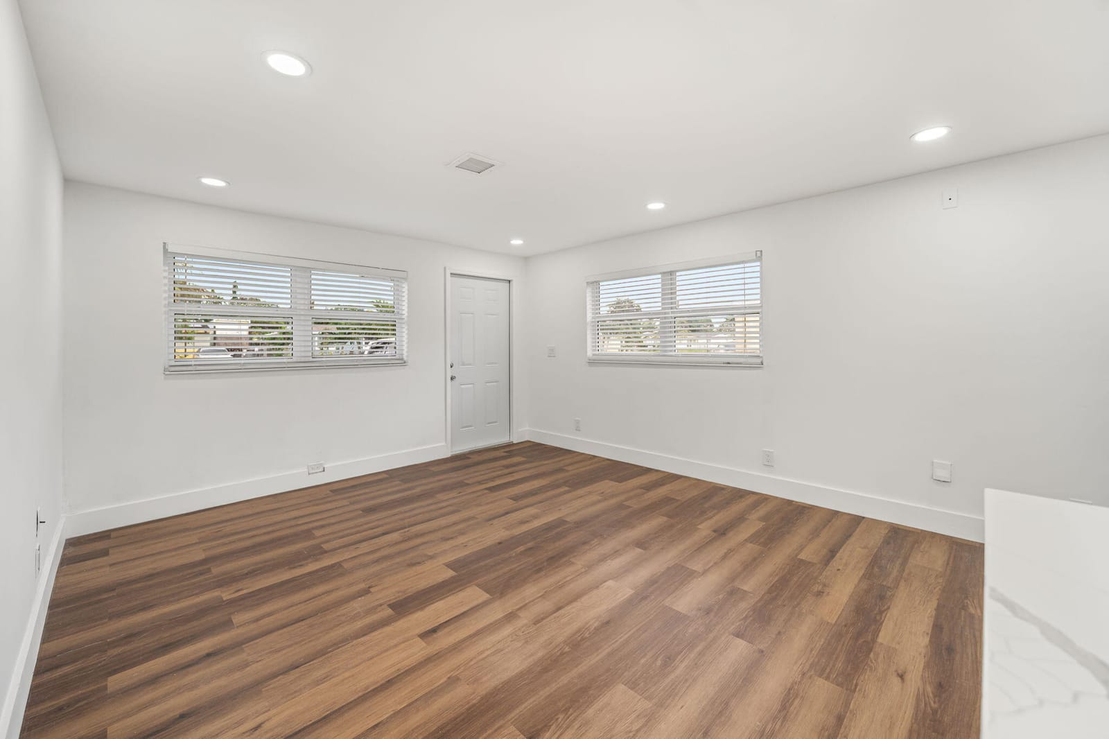 5295 HELENE Place, West Palm Beach, FL 33407 photo 8