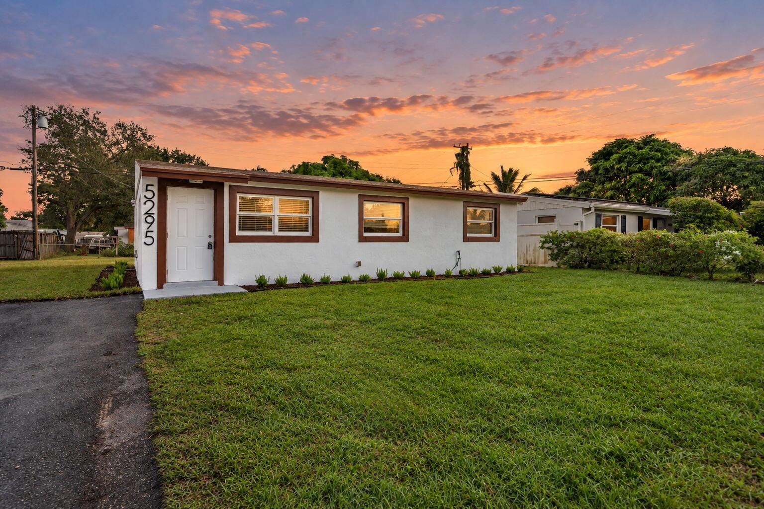 5295 HELENE Place, West Palm Beach, FL 33407