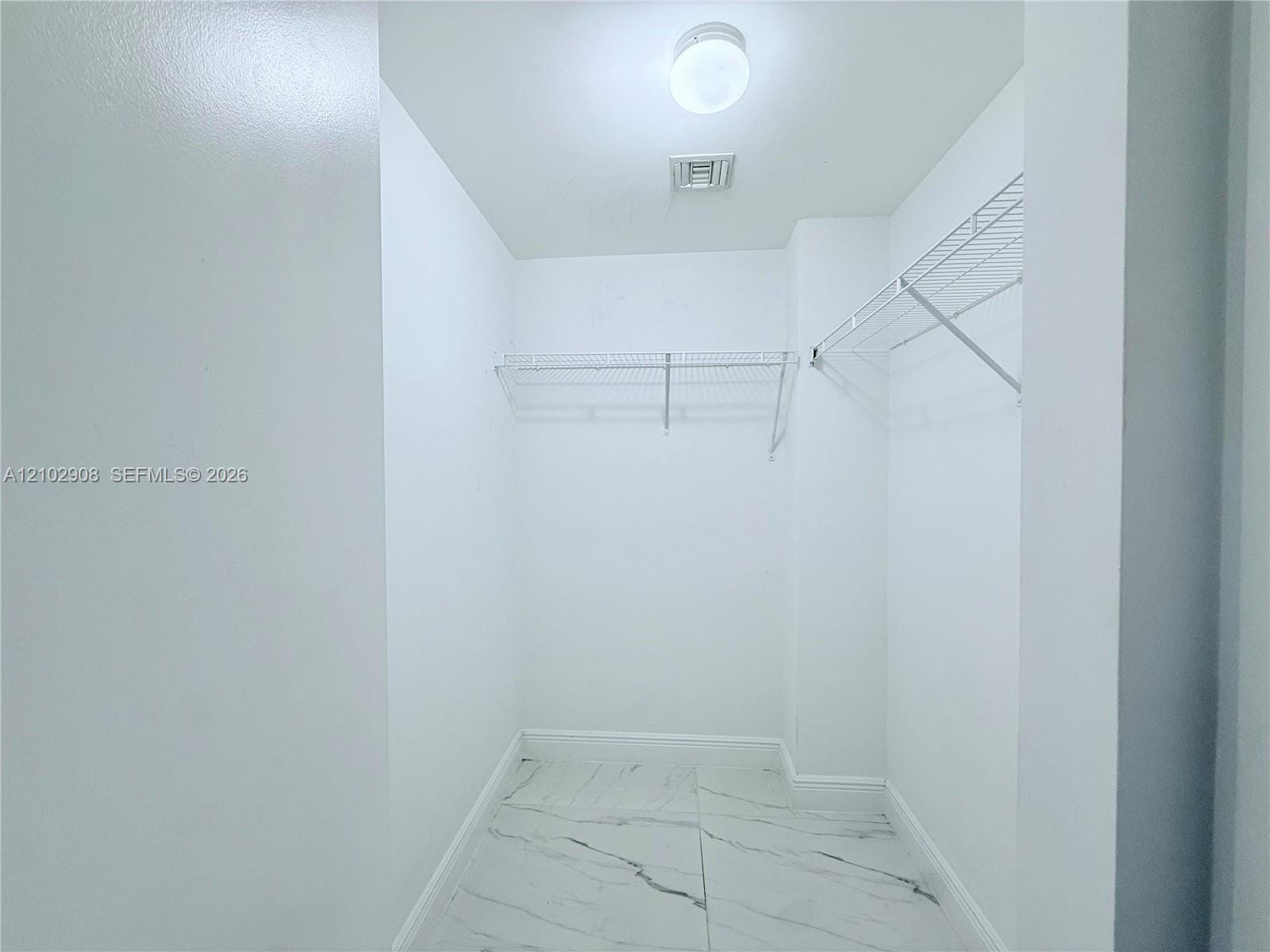 45 SW 9th Street 1209, Miami, FL 33130 photo 11
