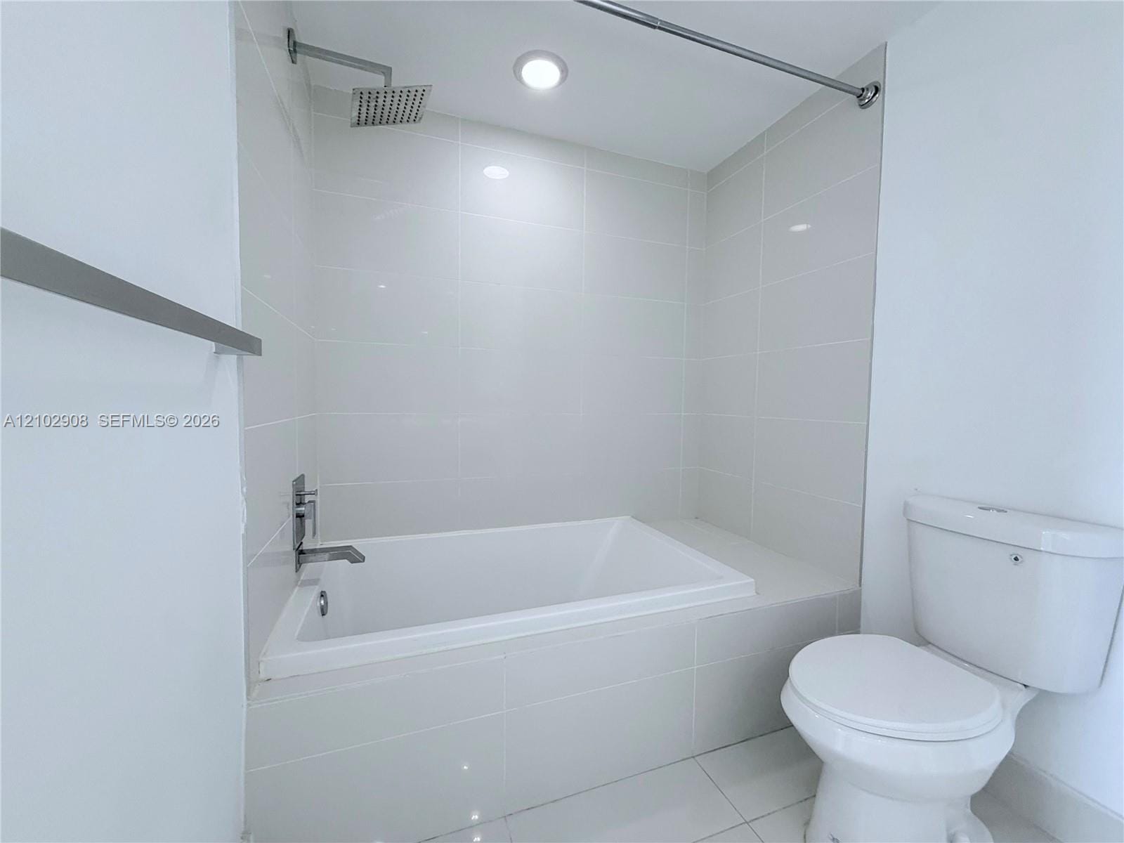 45 SW 9th Street 1209, Miami, FL 33130 photo 10