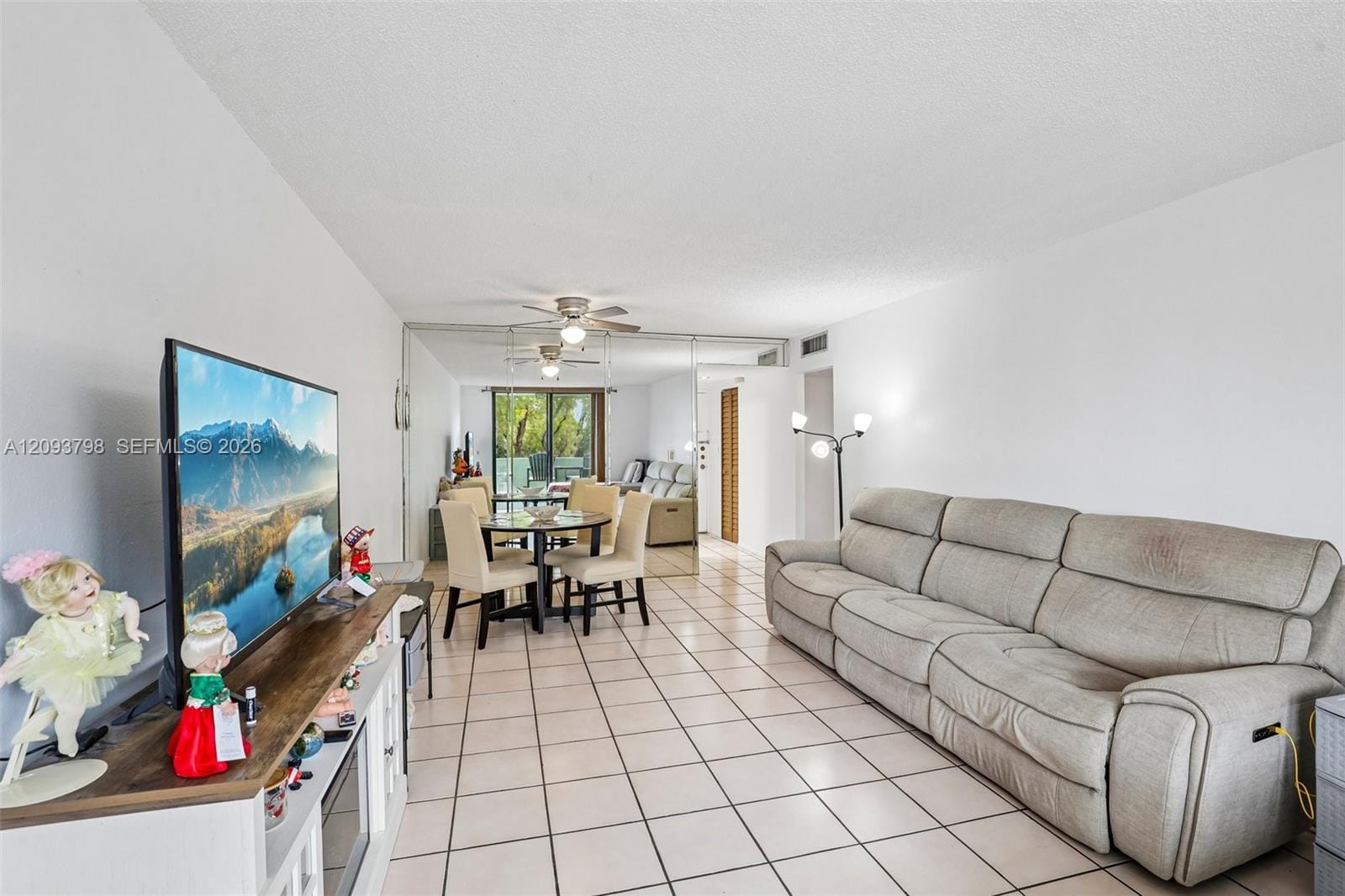 1825 W 44th Place 208 — photo 12