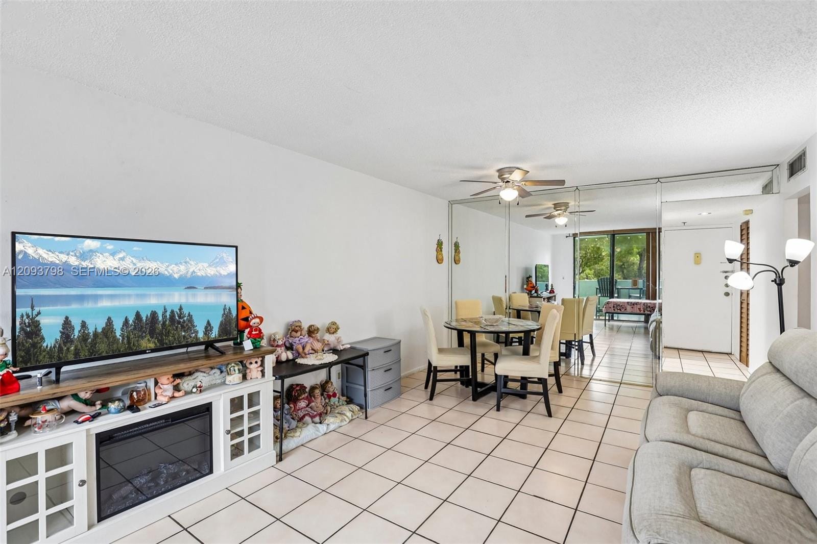 1825 W 44th Place 208, Hialeah, FL 33012 photo 13