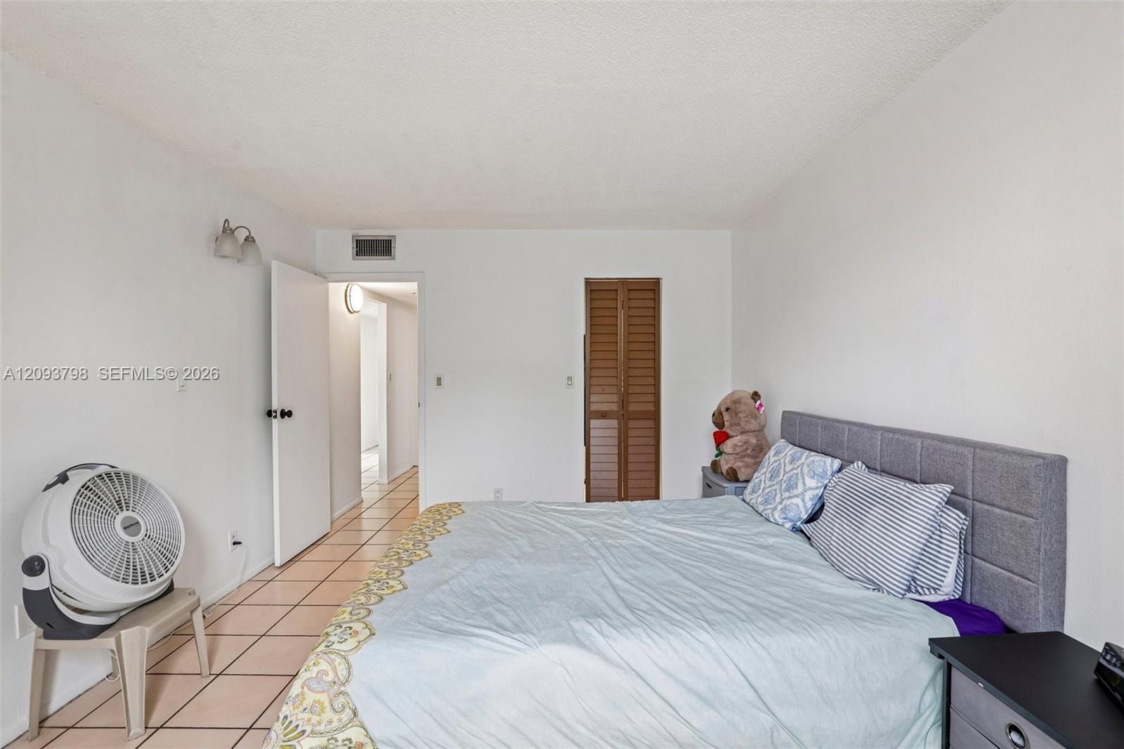 1825 W 44th Place 208, Hialeah, FL 33012 photo 23