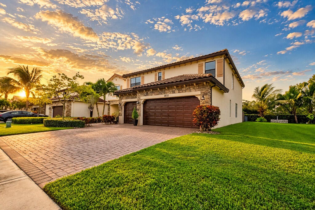 8832 Sea Chase Drive — photo 1