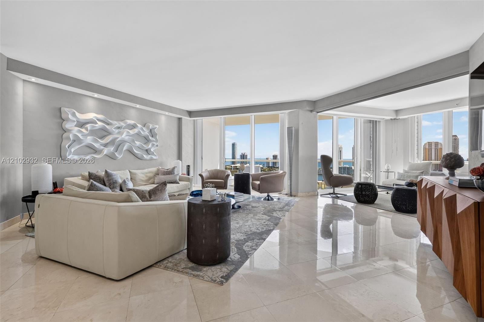 7000 Island Boulevard 2809, Aventura, FL 33160 photo 10