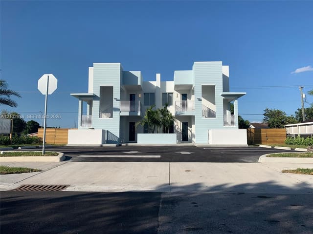 801 E 28th Street 801, Hialeah, FL 33013