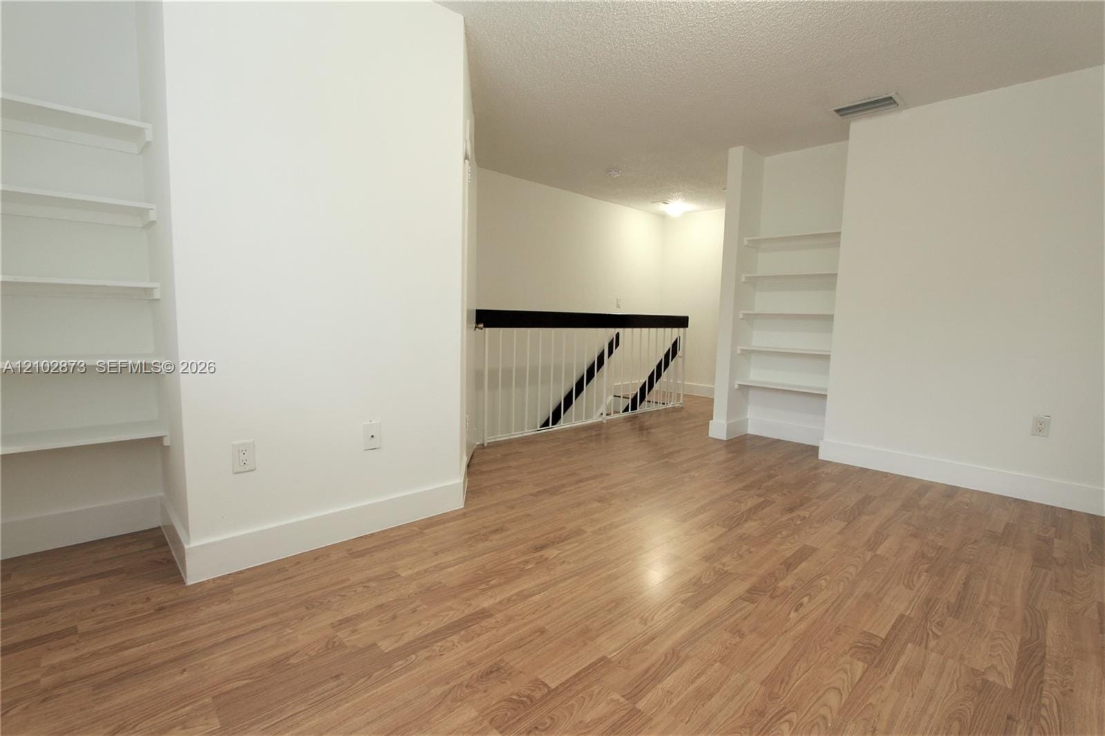 17485 NW 67th Court M-21, Hialeah, FL 33015 photo 11