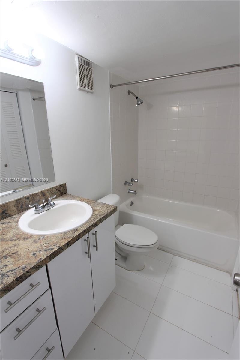 17485 NW 67th Court M-21, Hialeah, FL 33015 photo 16