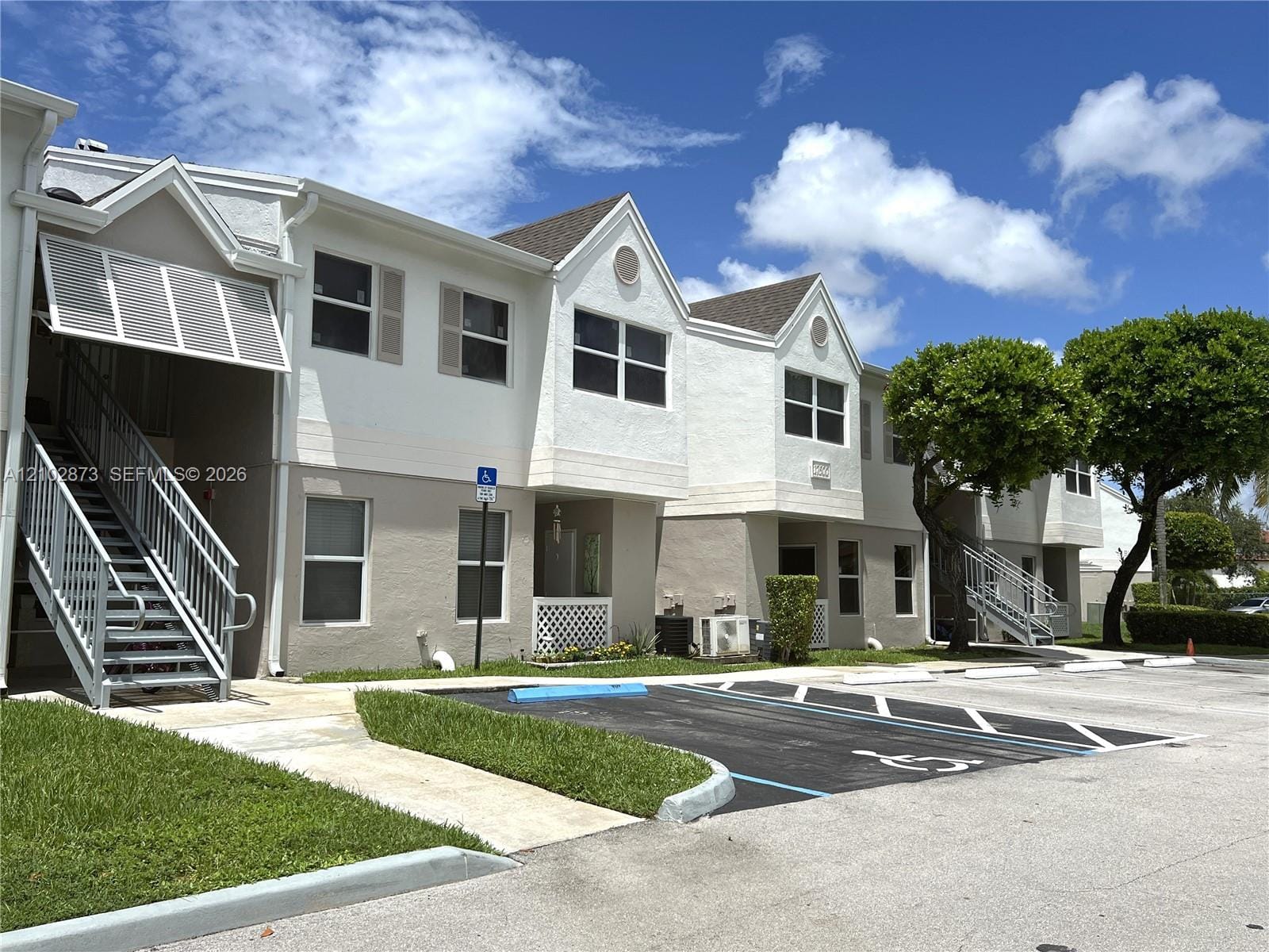 17485 NW 67th Court M-21, Hialeah, FL 33015 photo 17