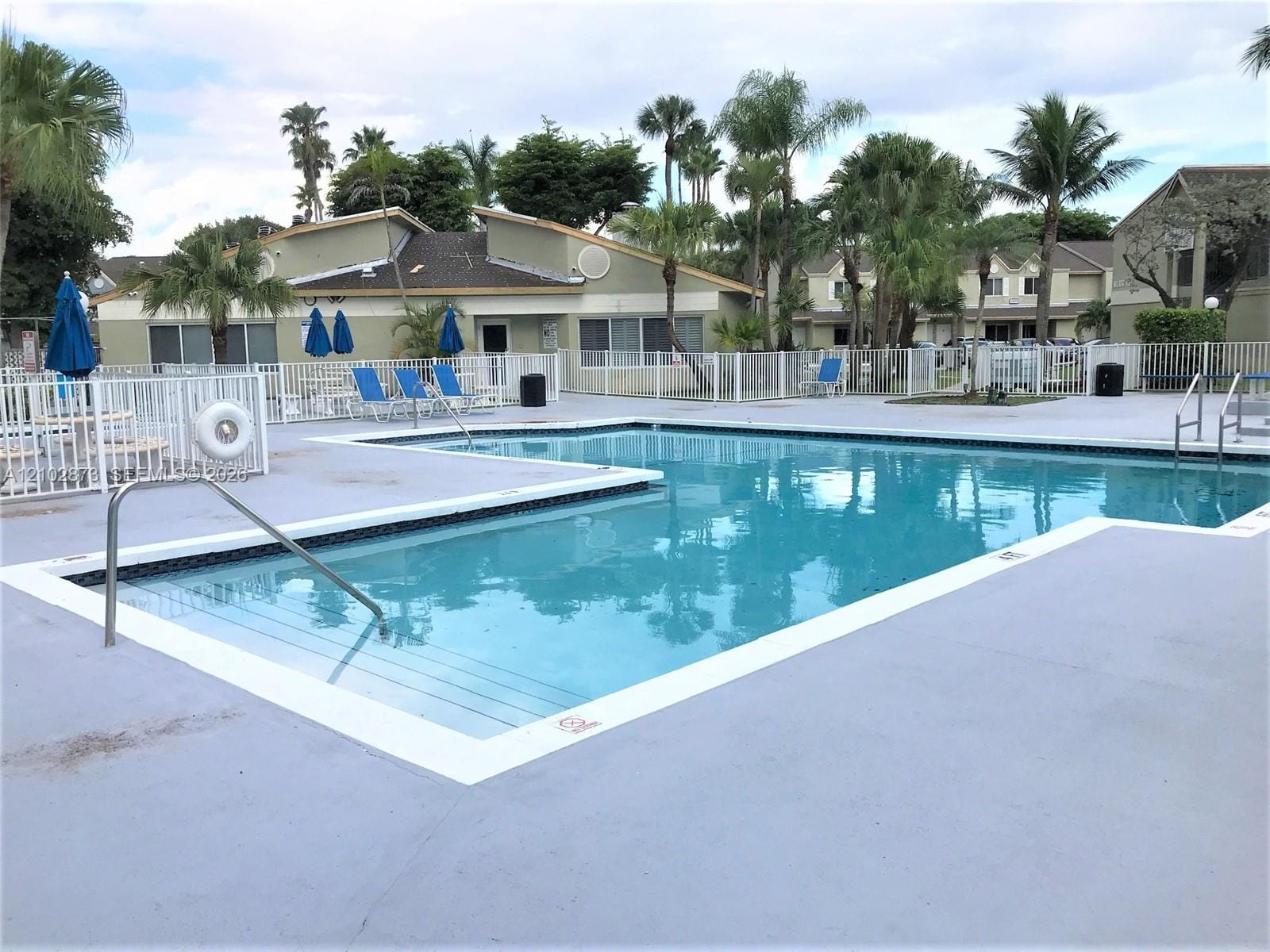 17485 NW 67th Court M-21, Hialeah, FL 33015 photo 19
