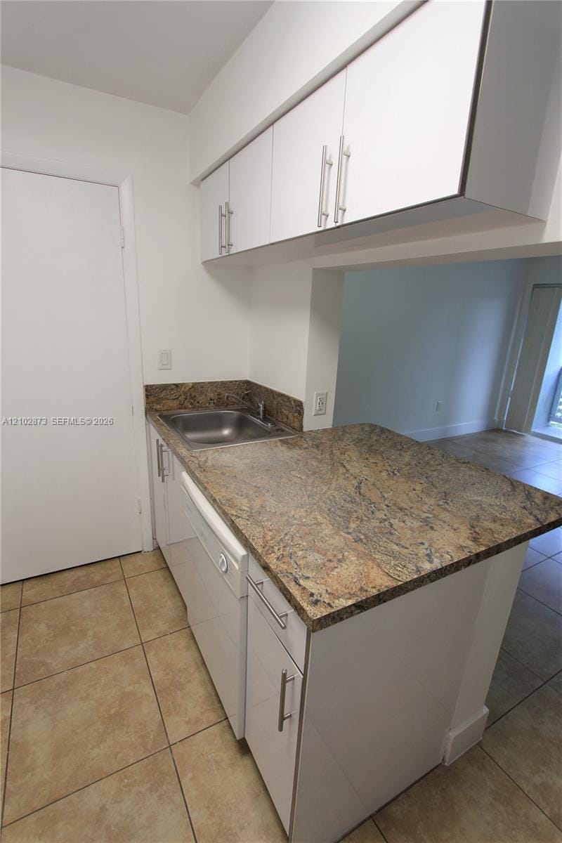 17485 NW 67th Court M-21, Hialeah, FL 33015 photo 7