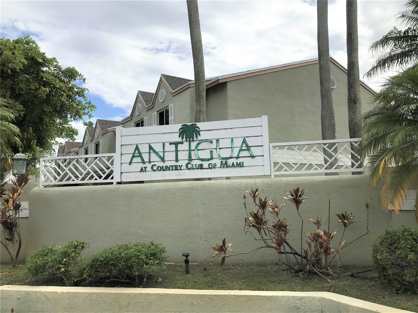 1 bedroom home for sale at 17485 67th, Hialeah, FL 33015 — $1,800