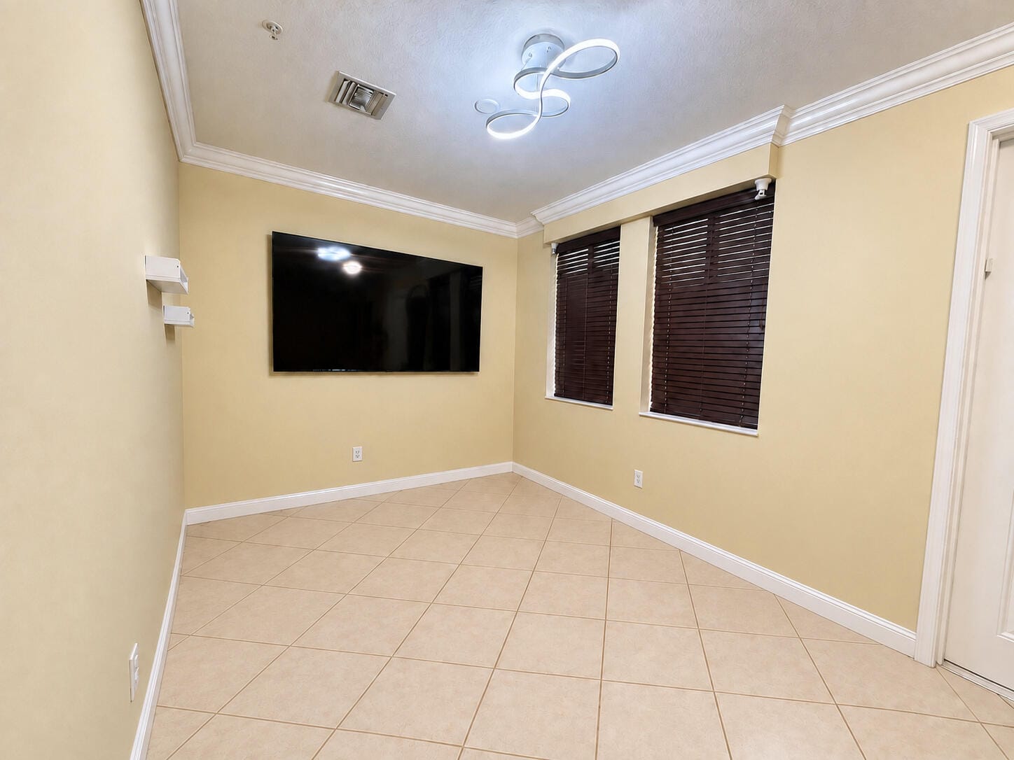 2900 NW 125TH Avenue 3-305 — photo 10