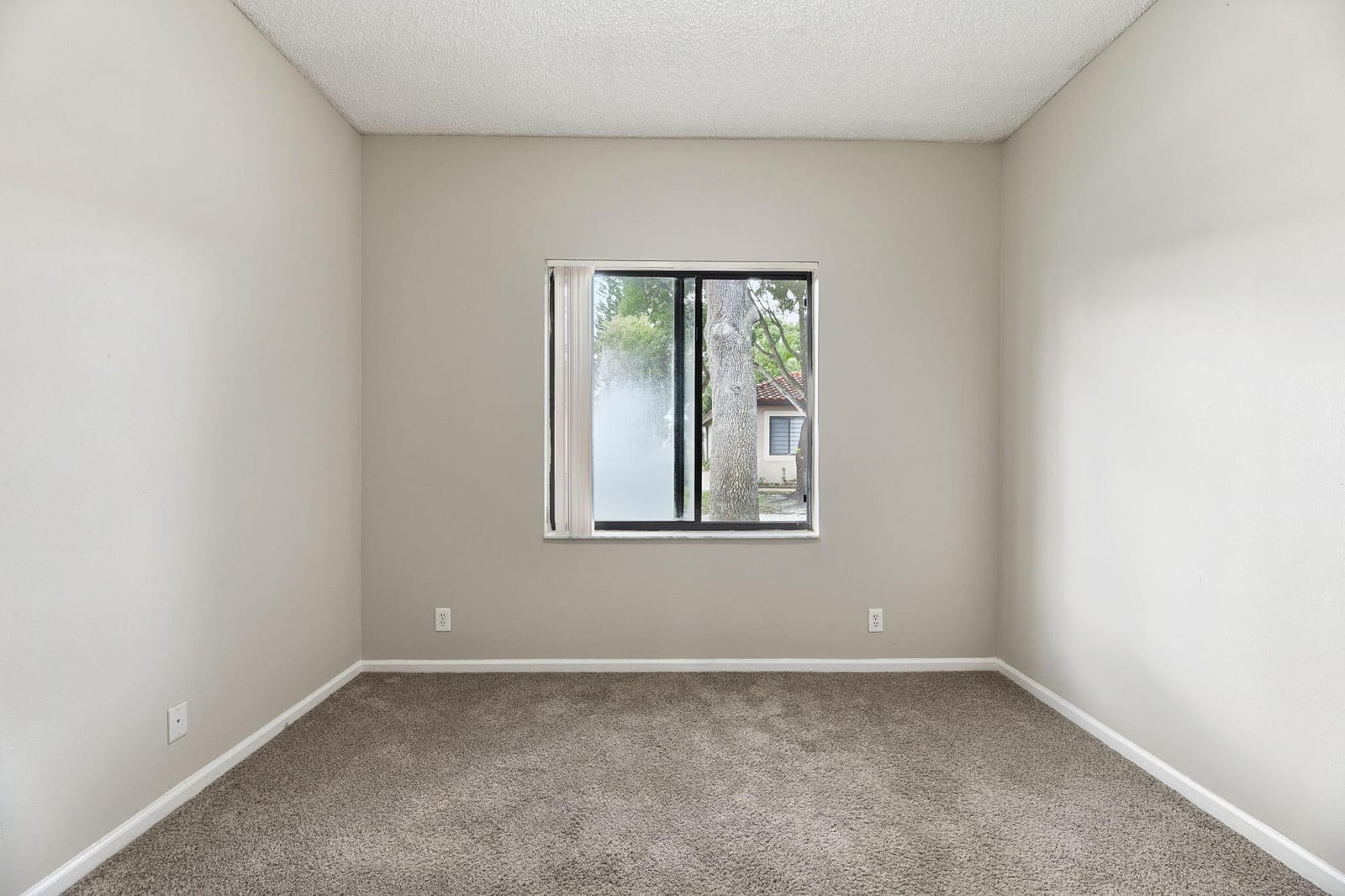 3069 LA MIRAGE Drive, Lauderhill, FL 33319 photo 18