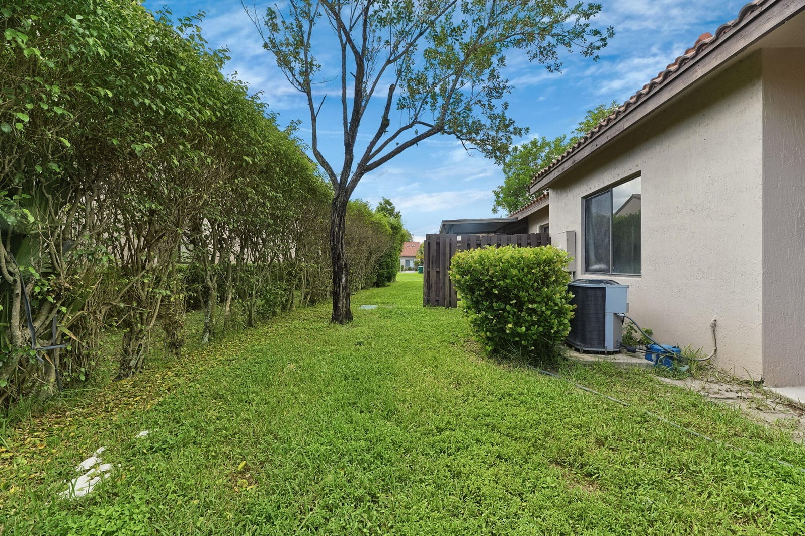 3069 LA MIRAGE Drive, Lauderhill, FL 33319 photo 30