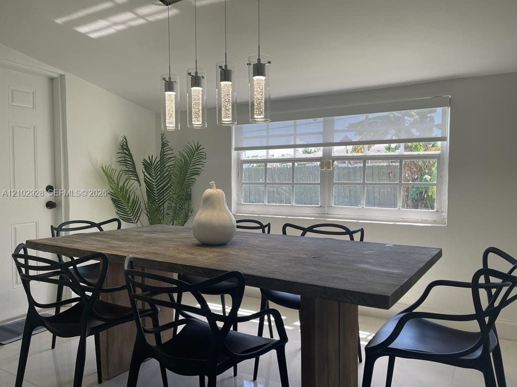 1030 NE 214th Street, Miami, FL 33179 photo 9