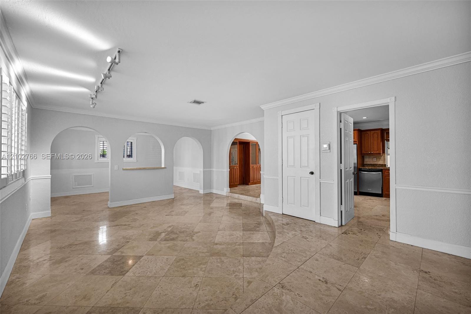 5845 SW 94th Place — photo 6
