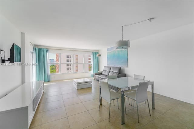 3000 E Sunrise Boulevard 8D, Fort Lauderdale, FL 33304