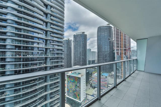 1010 Brickell Avenue 3107, Miami, FL 33131