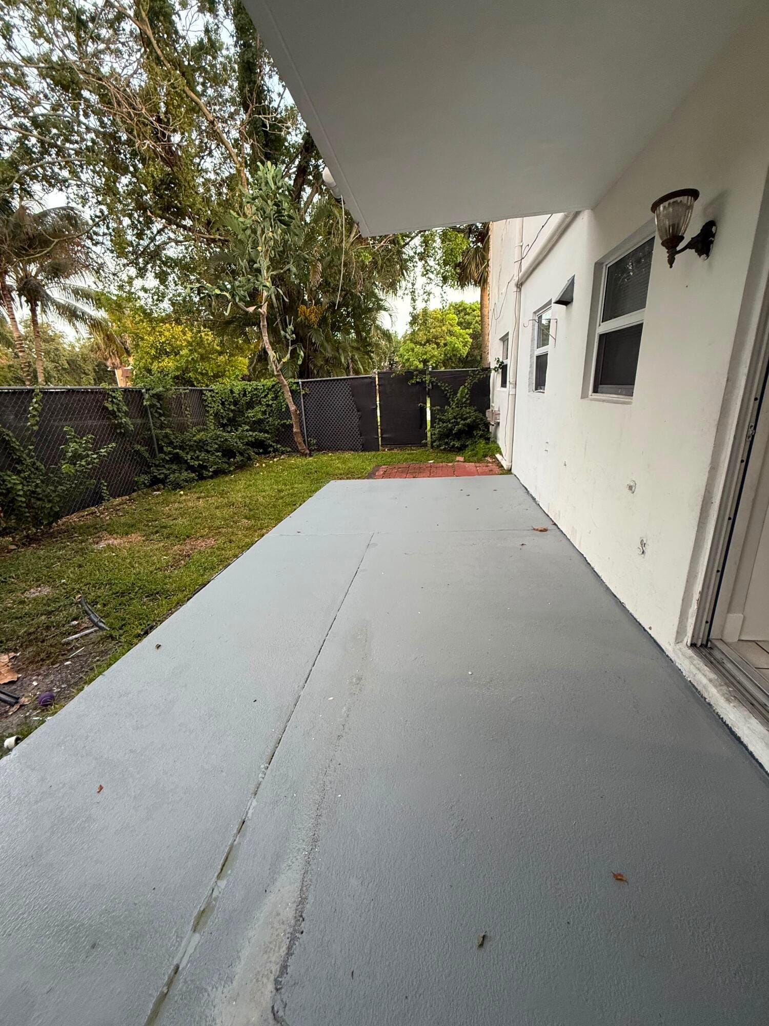 313 SW 1ST Court L-3, Pompano Beach, FL 33060 photo 2