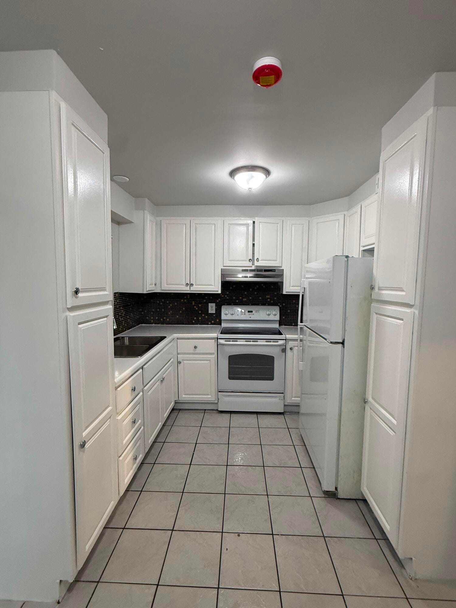 313 SW 1ST Court L-3, Pompano Beach, FL 33060 photo 6
