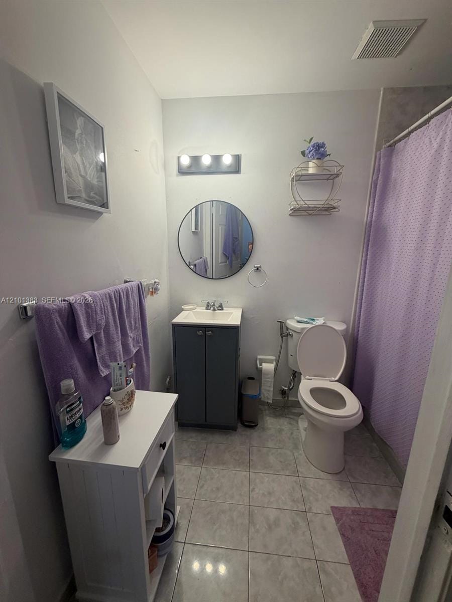 2210 NW 34th Street 204 — photo 3