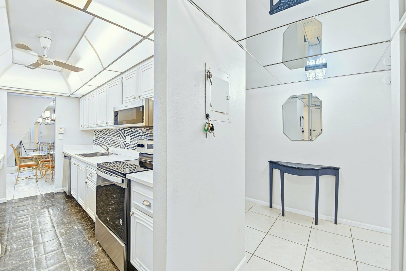 7051 Environ Boulevard 534 — photo 6