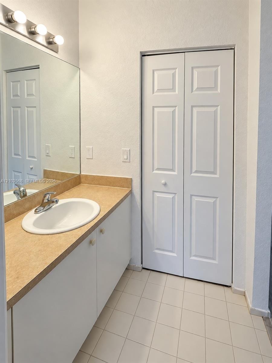 305 S Santa Catalina Circle, North Lauderdale, FL 33068 photo 13