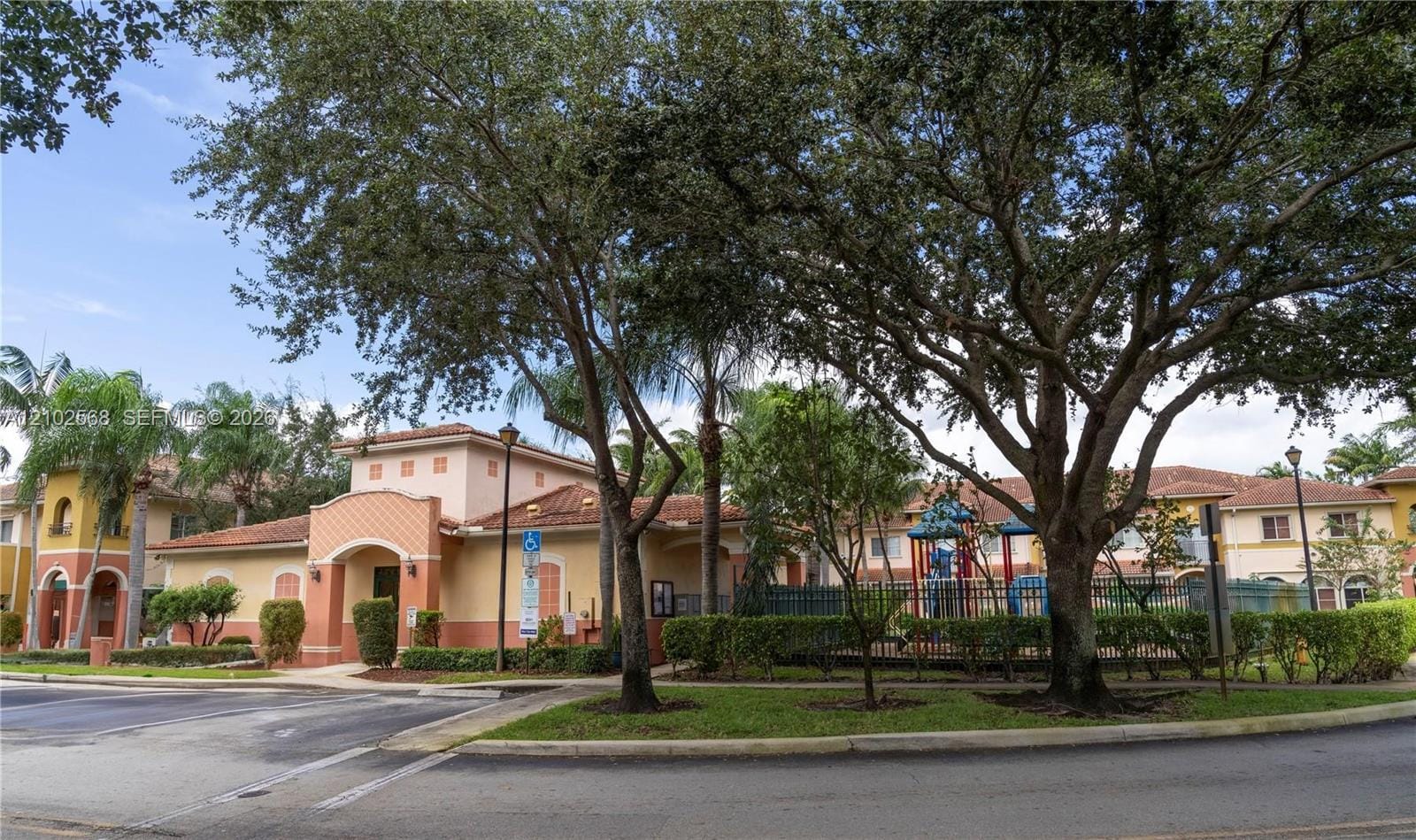 305 S Santa Catalina Circle, North Lauderdale, FL 33068 photo 20