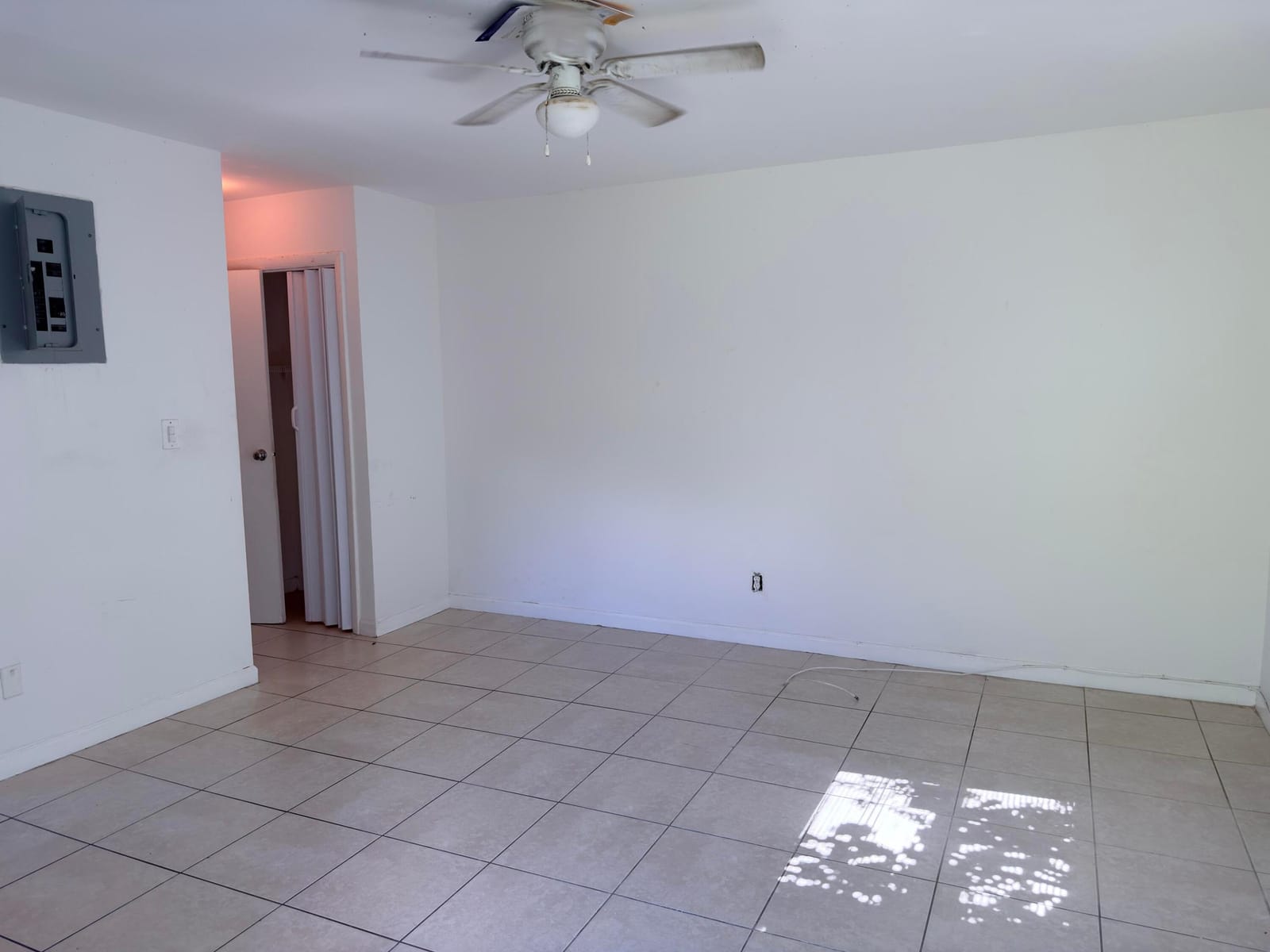 635 NW 22ND Road, Fort Lauderdale, FL 33311 photo 17