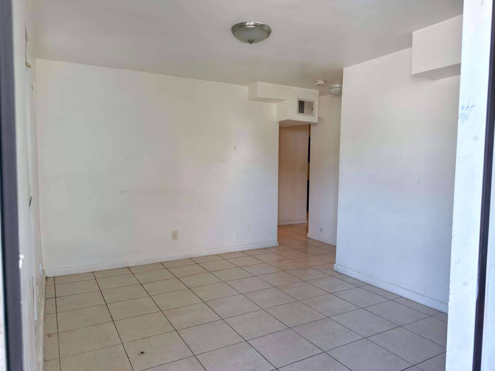 635 NW 22ND Road, Fort Lauderdale, FL 33311 photo 9