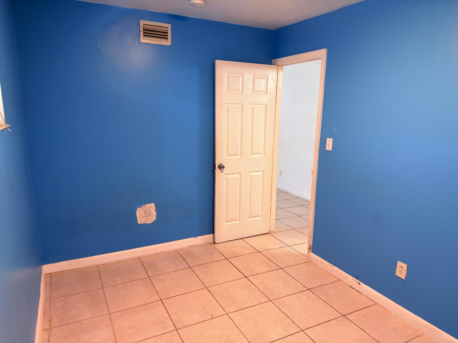 635 NW 22ND Road, Fort Lauderdale, FL 33311 photo 10