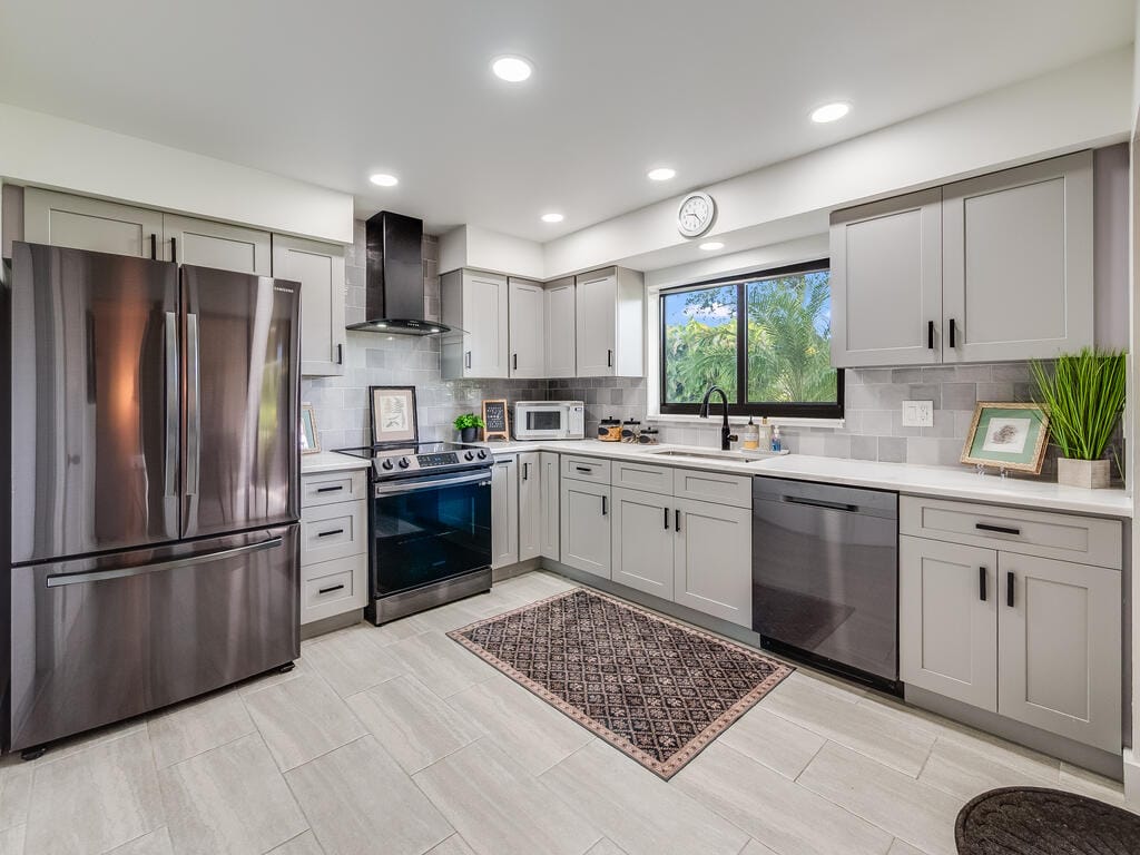 4240 Mango Tree Court B — photo 10