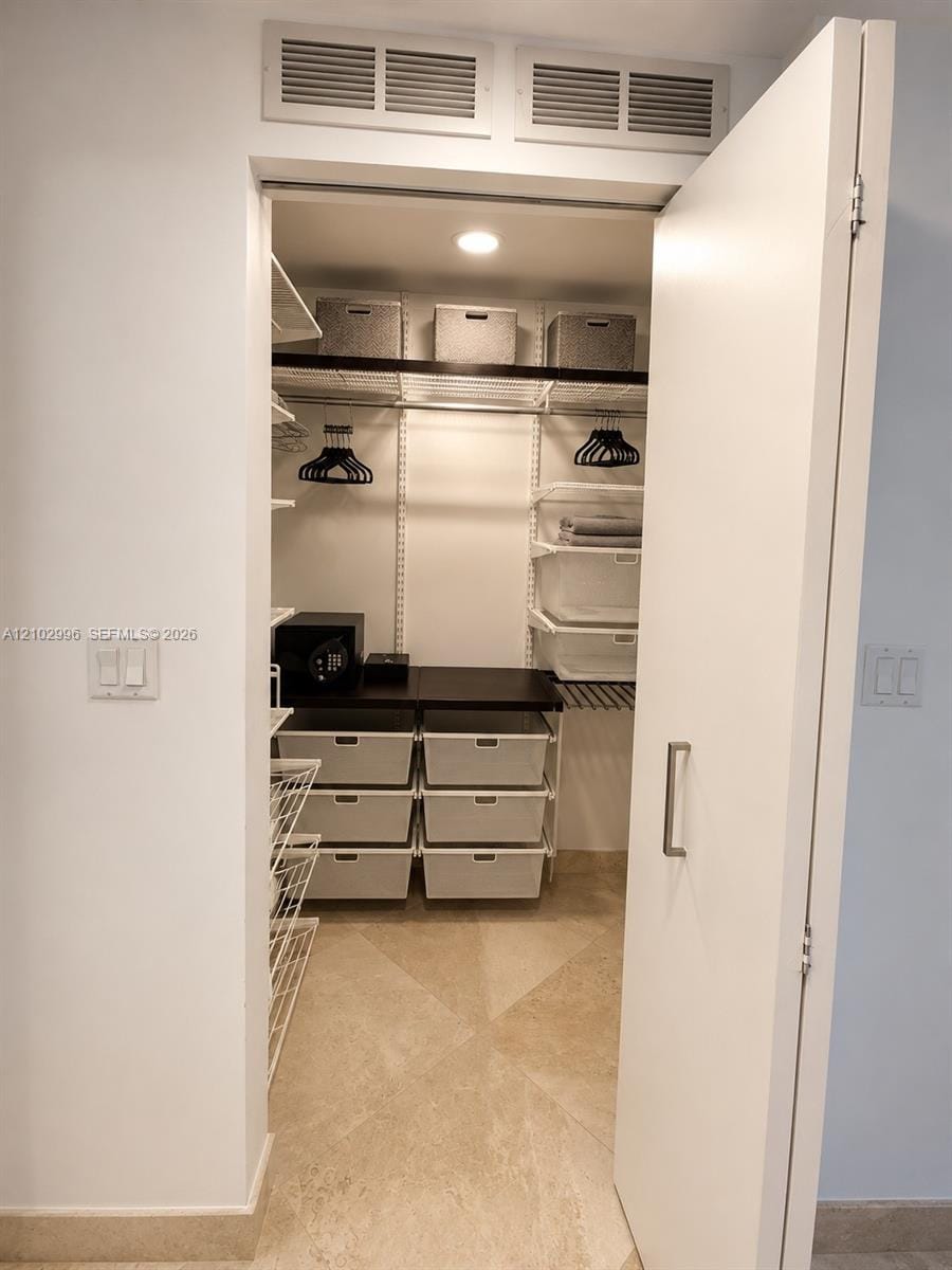 3000 NE 188th Street 604, Aventura, FL 33180 photo 17