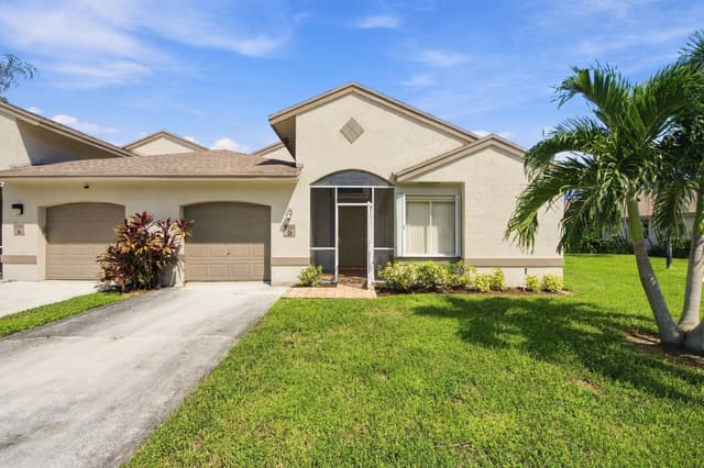 9733 BOCA GARDENS Circle N D, Boca Raton, FL 33496