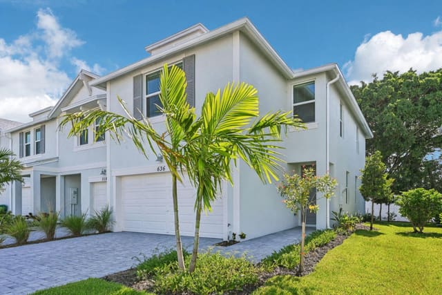 636 SALISBURY Circle, Fort Pierce, FL 34982