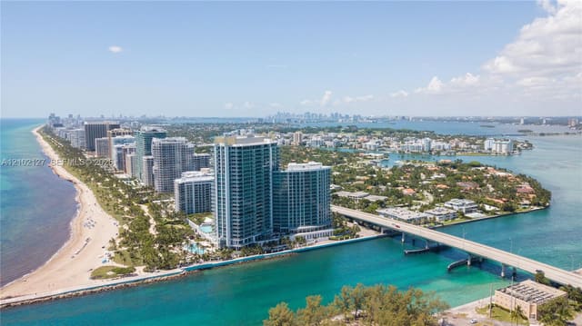 1100 100th Street 302, Bay Harbor Islands, FL 33154