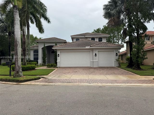 1360 Victoria Isle Drive, Weston, FL 33327