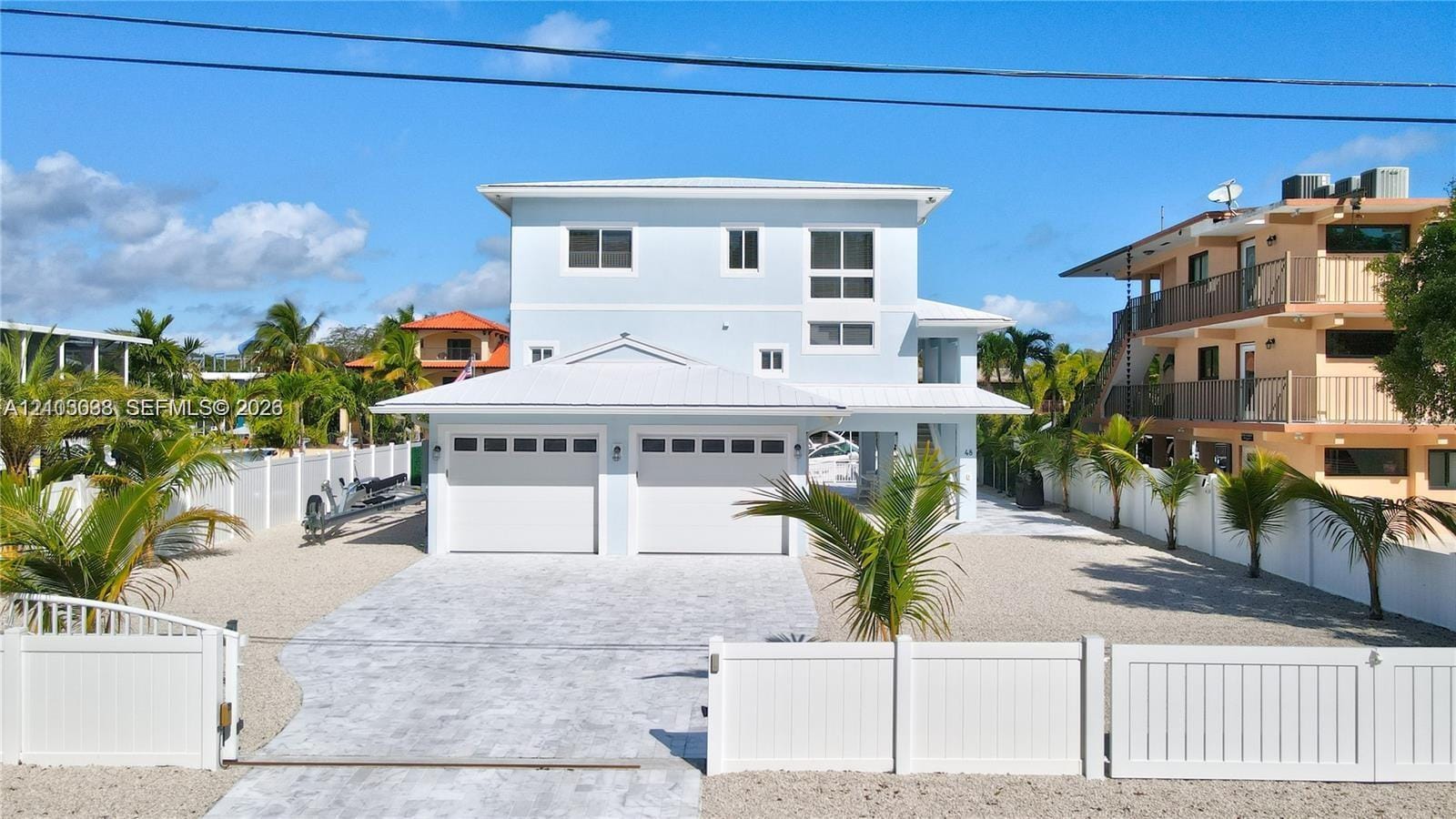48 S Andros Road, Key Largo, FL 33037