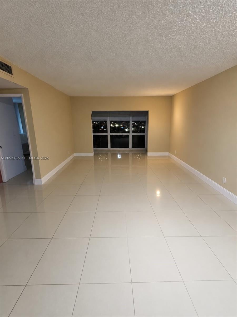 4200 Hillcrest Drive 705 — photo 5