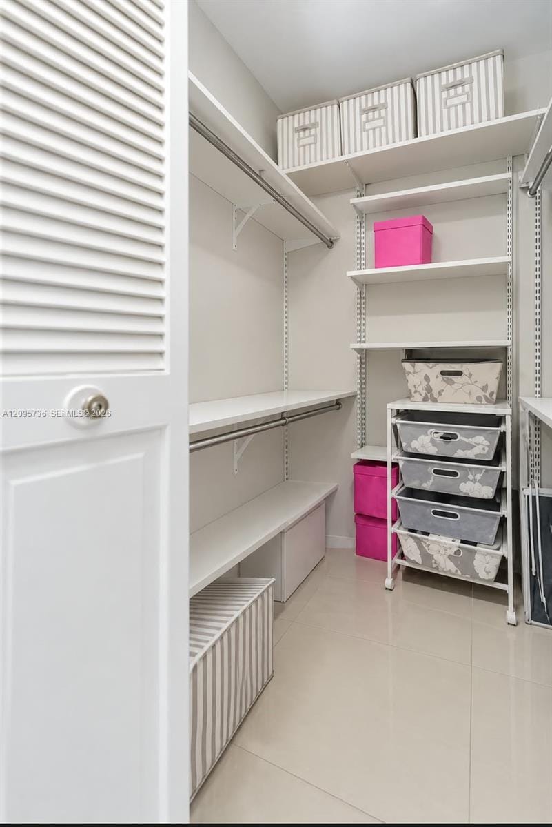 4200 Hillcrest Drive 705 — photo 10