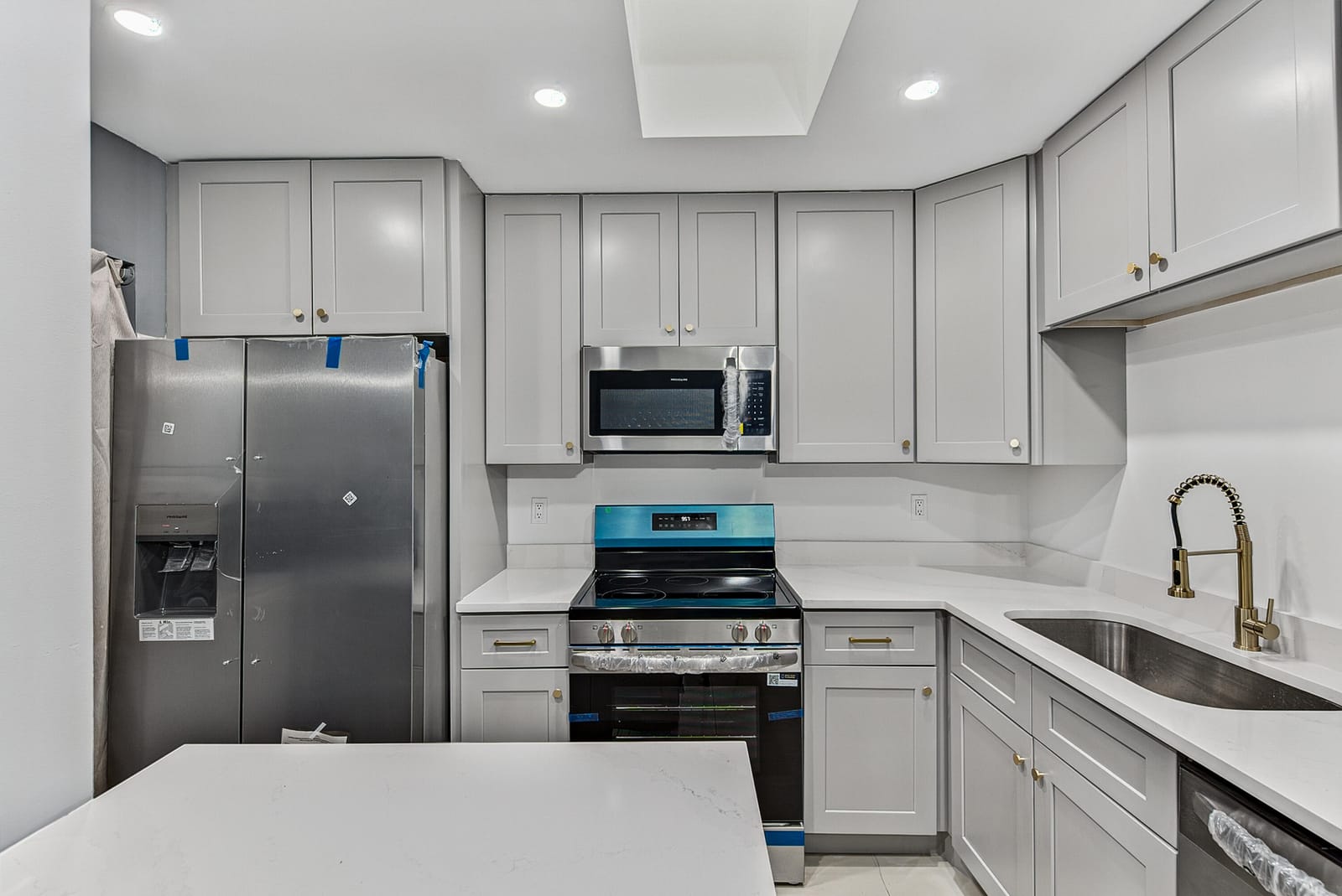 3402 WATERVIEW Circle B, Palm Springs, FL 33461 photo 19