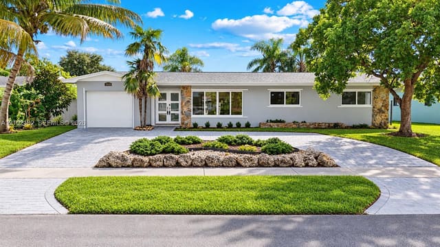 19715 SW 87th Place, Cutler Bay, FL 33157