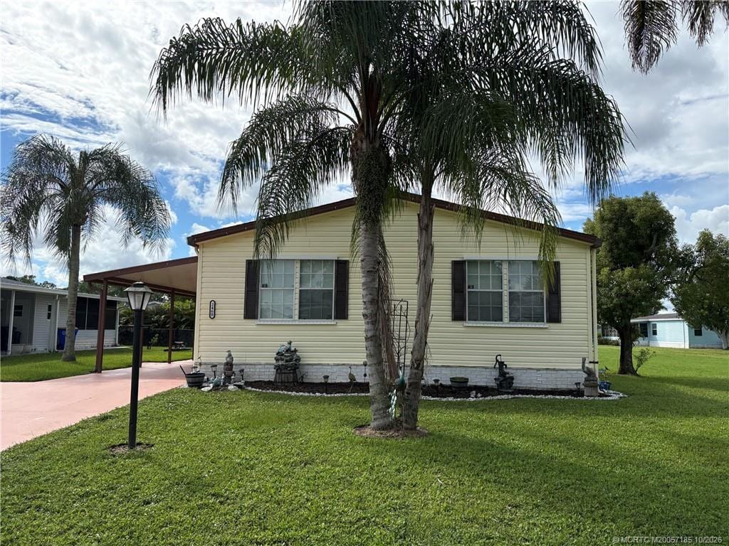 2460 SW Versailles Terrace, Stuart, FL 34997 photo 2