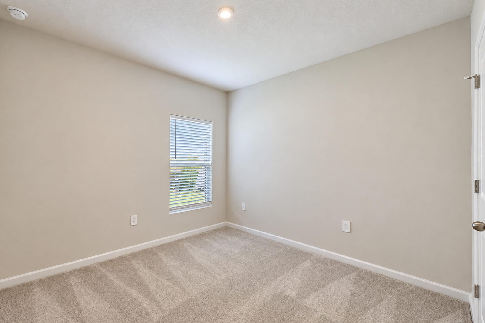 521 Cherimoya Street, Fort Pierce, FL 34981 photo 16