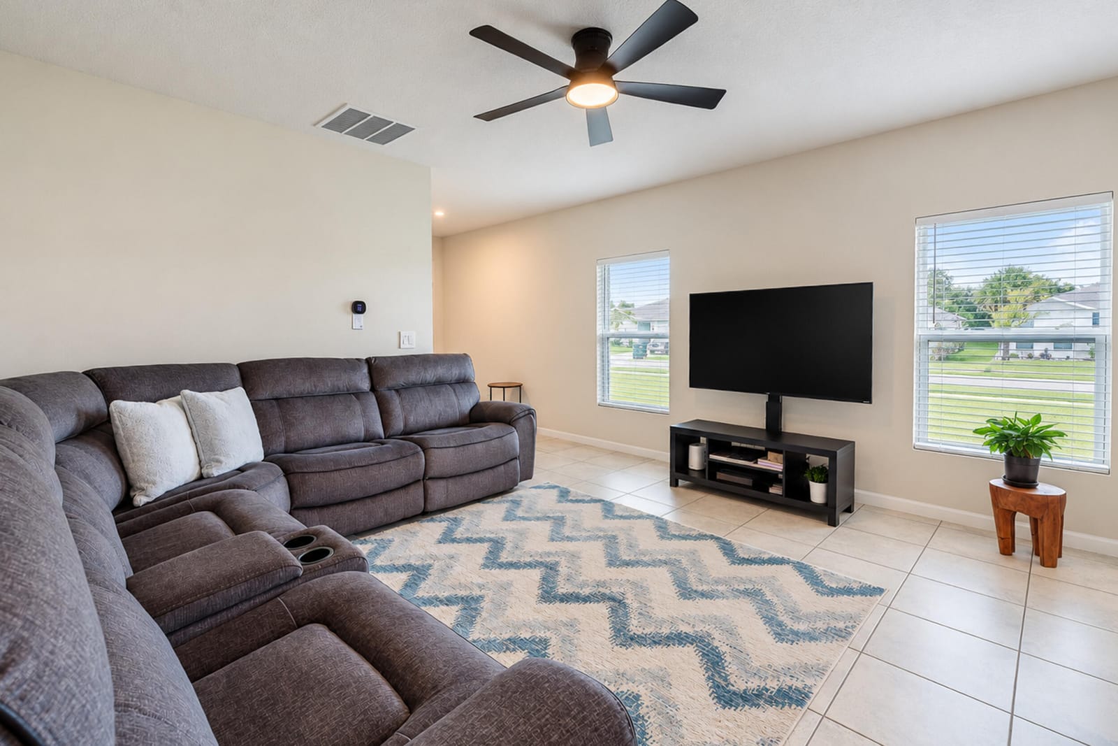 521 Cherimoya Street, Fort Pierce, FL 34981 photo 9