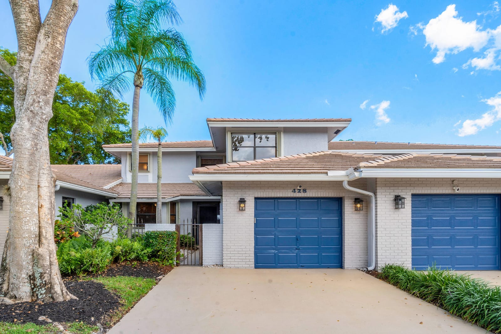 3 bedroom home for sale at 428 DEER CREEK LAKE POINT SOUTH, Deerfield Beach, FL 33442 — $4,300