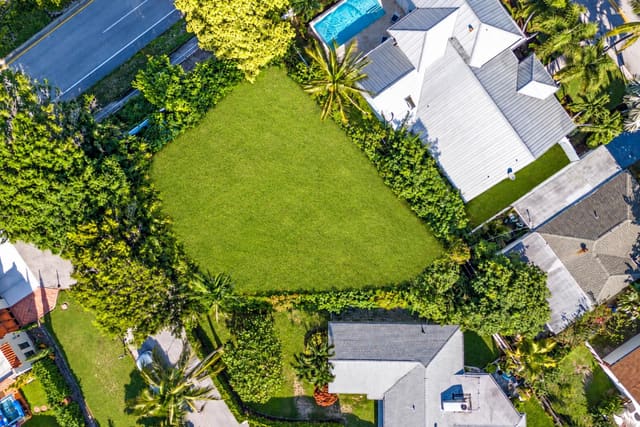 491 NEPTUNE Road, Juno Beach, FL 33408